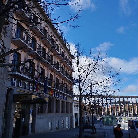 Hotel Ele Acueducto セゴビア エクステリア 写真
