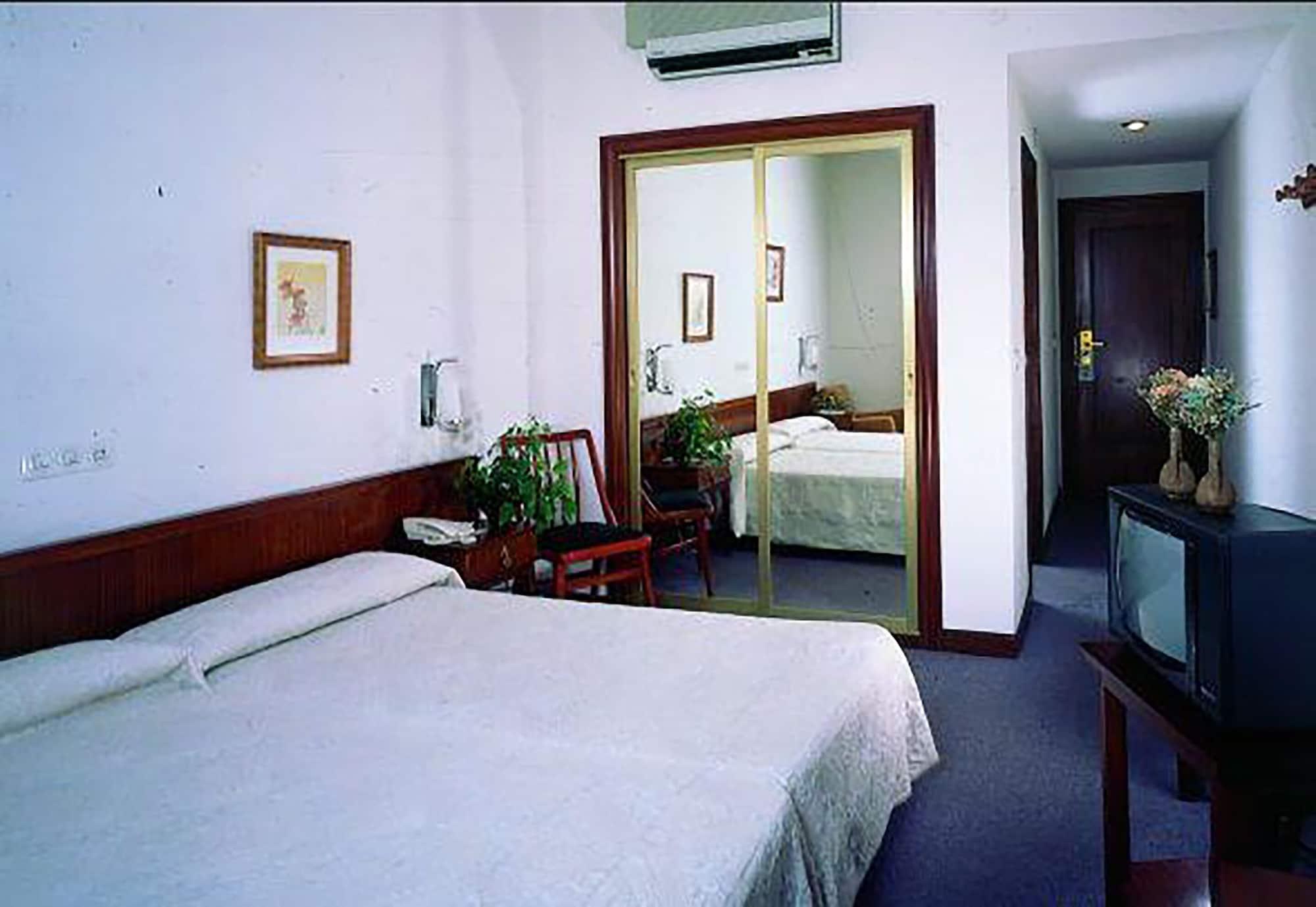 Hotel Ele Acueducto セゴビア エクステリア 写真