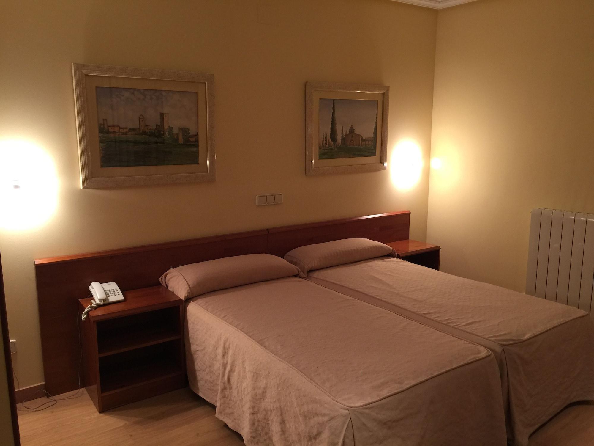Hotel Ele Acueducto セゴビア エクステリア 写真