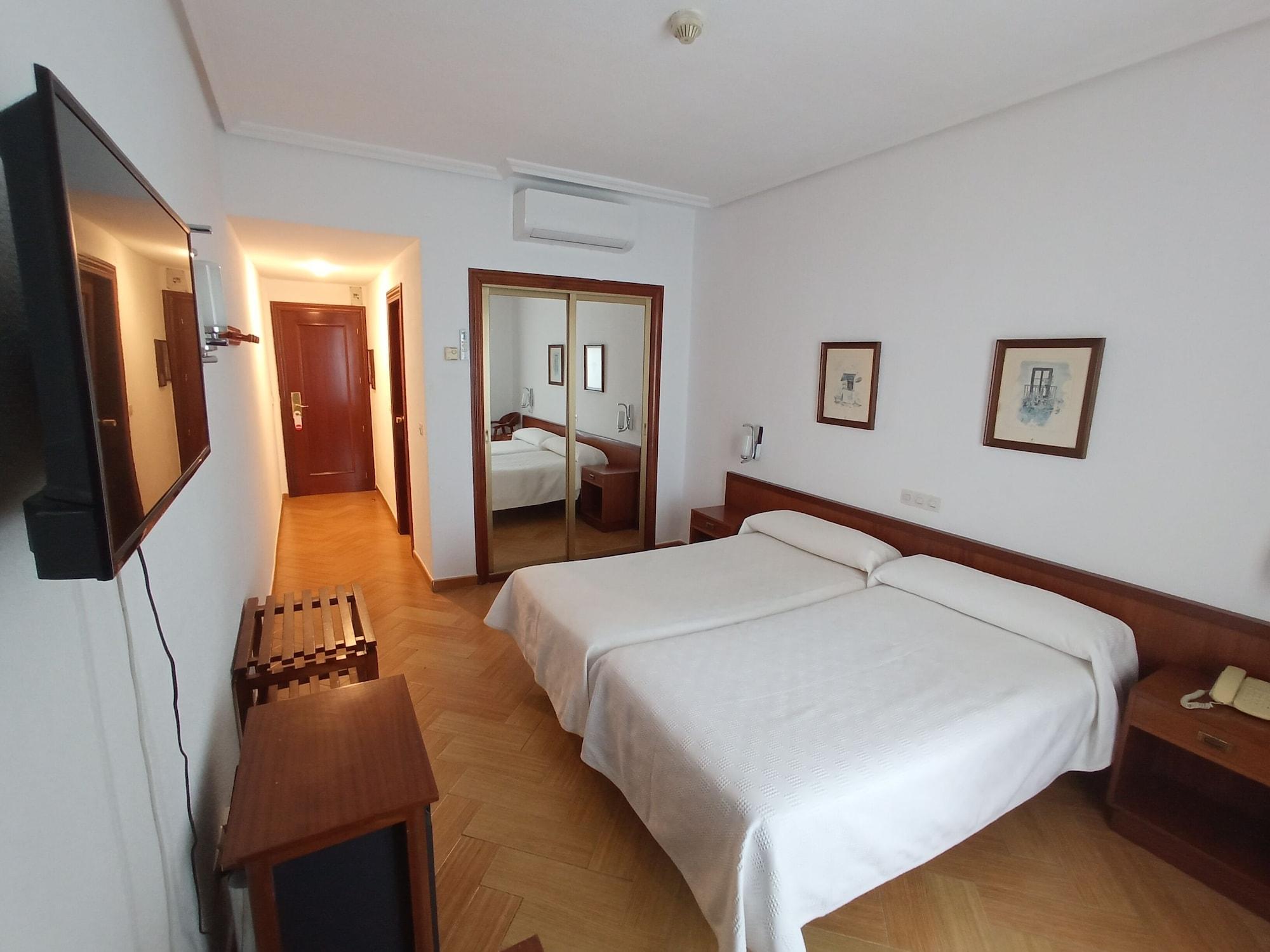Hotel Ele Acueducto セゴビア エクステリア 写真