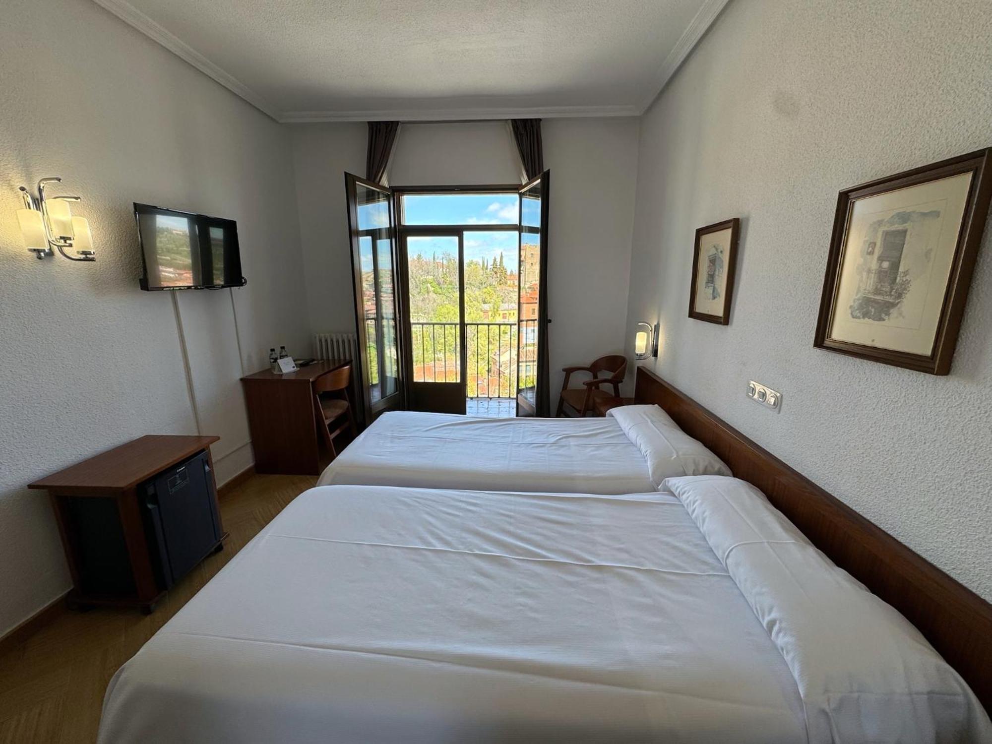 Hotel Ele Acueducto セゴビア エクステリア 写真